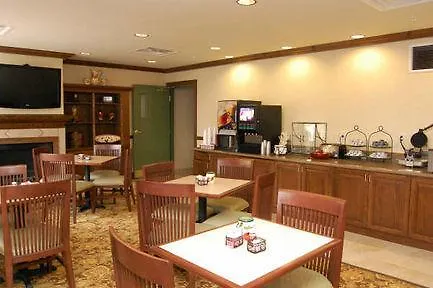 Garner South By Ihg 3* Gillette