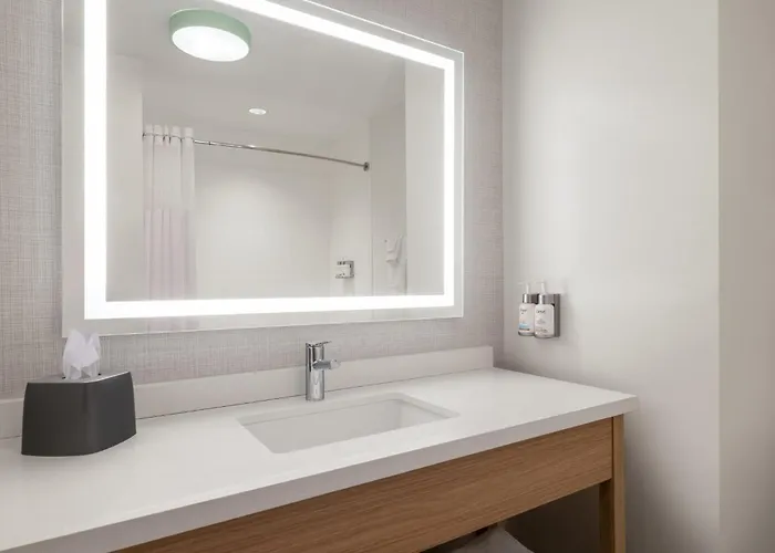 Garner South By Ihg Hotel 3*