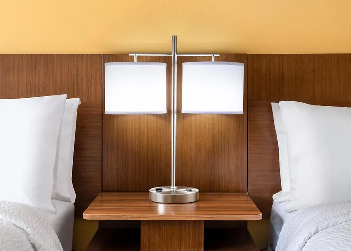 Garner South By Ihg 3* Gillette