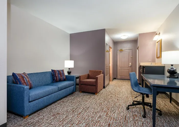 Garner South By Ihg 3* Gillette