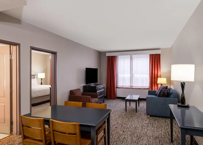 Hotel Garner South By Ihg 3*
