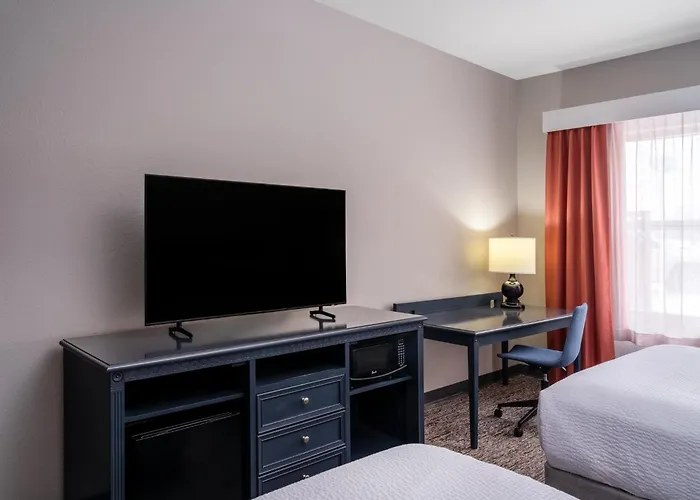 Garner South By Ihg Hotel