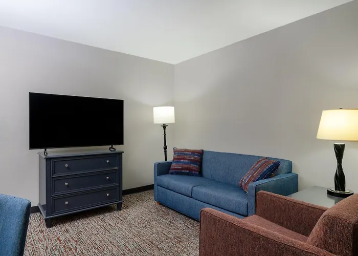 Hotel Garner South By Ihg