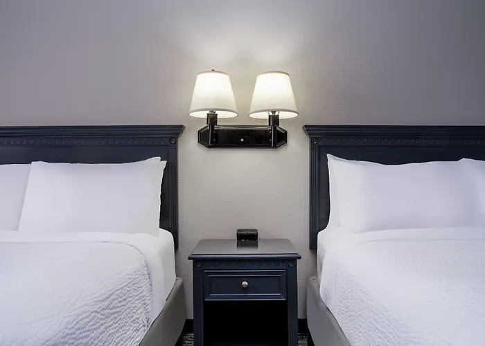 Hotel Garner South By Ihg 3*